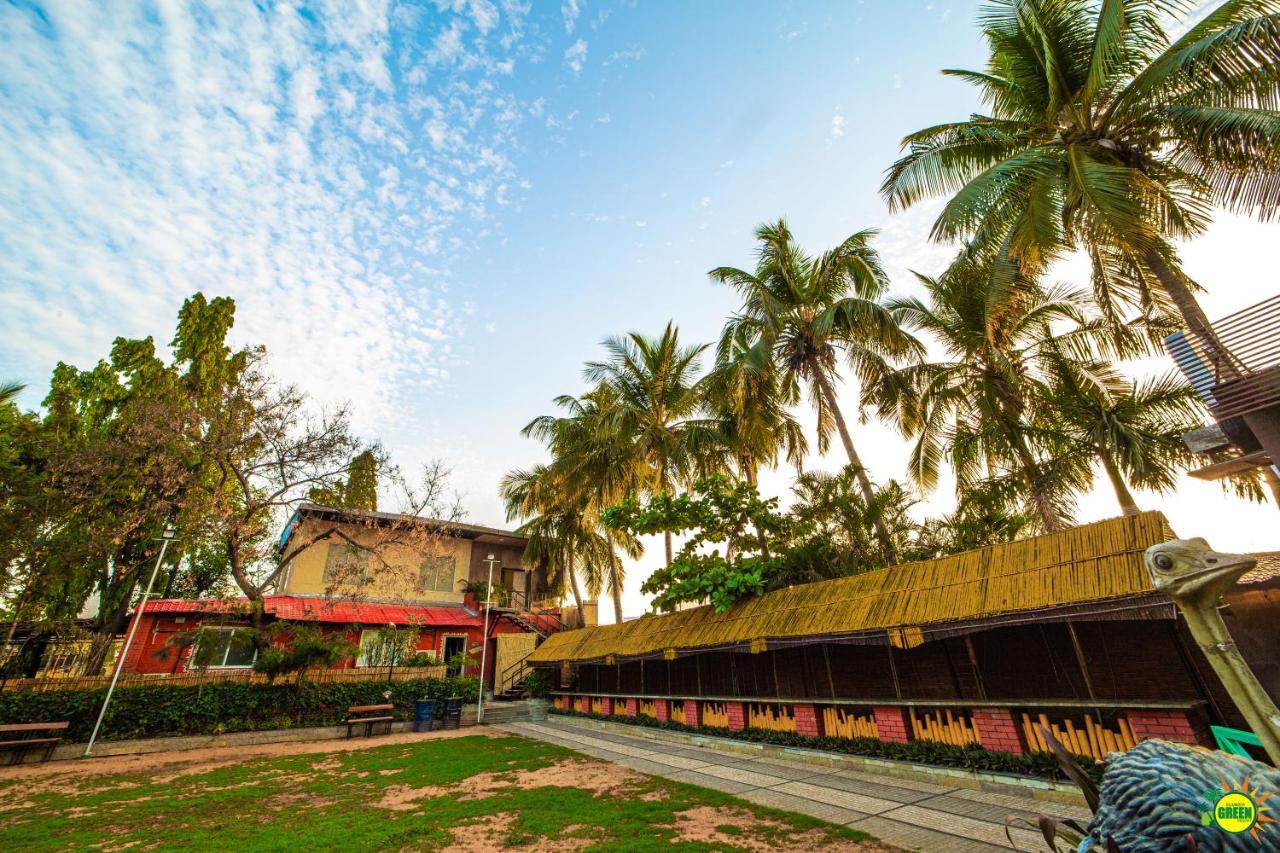 Summer Green Resort Hyderabad Esterno foto