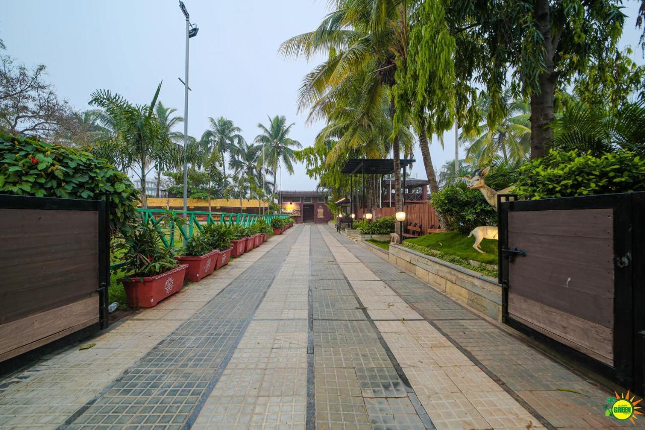 Summer Green Resort Hyderabad Esterno foto