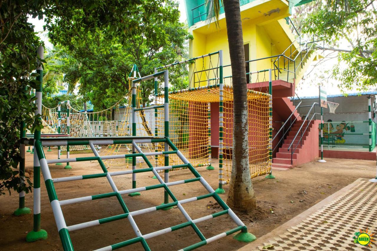 Summer Green Resort Hyderabad Esterno foto