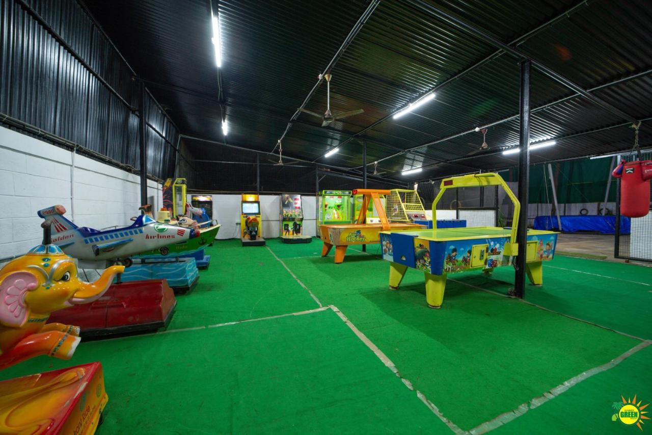 Summer Green Resort Hyderabad Esterno foto